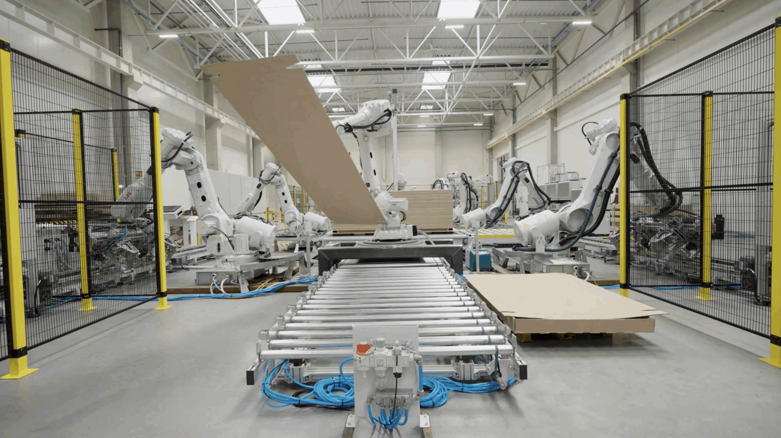 Pallet_Binding_unit_corners_top_bottom_automated_system_pallet_protection_ top_sheets_corner_guards_2